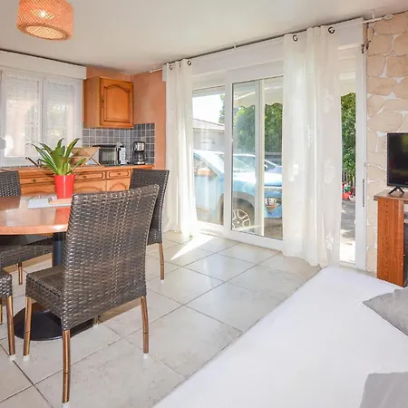 In Mezzavia With Outdoor Swimming Pool Holiday home Ajaccio (Corsica)